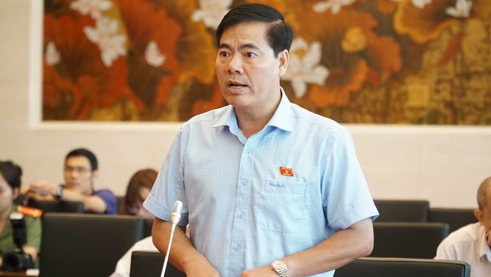 cuu can bo VKS Da Nang sam so be gai trong thang may anh 3