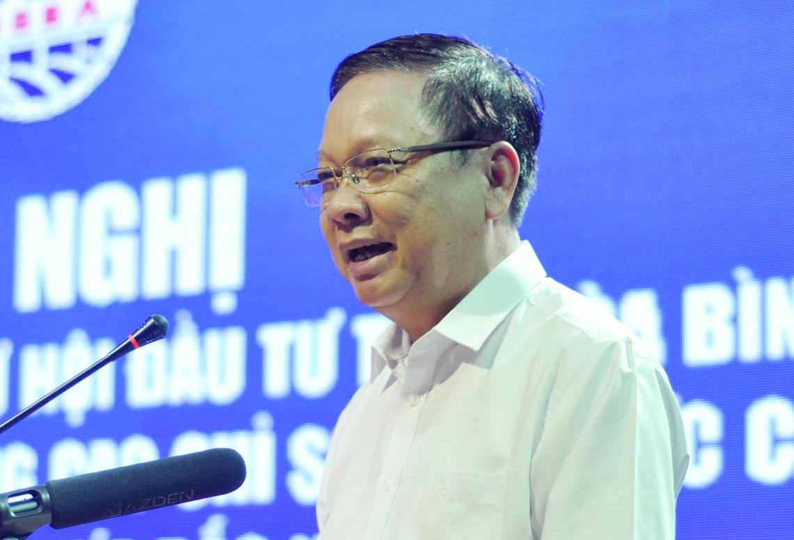 Bi thu Hoa Binh 'chanh long, xau ho' ve vu gian lan diem thi hinh anh