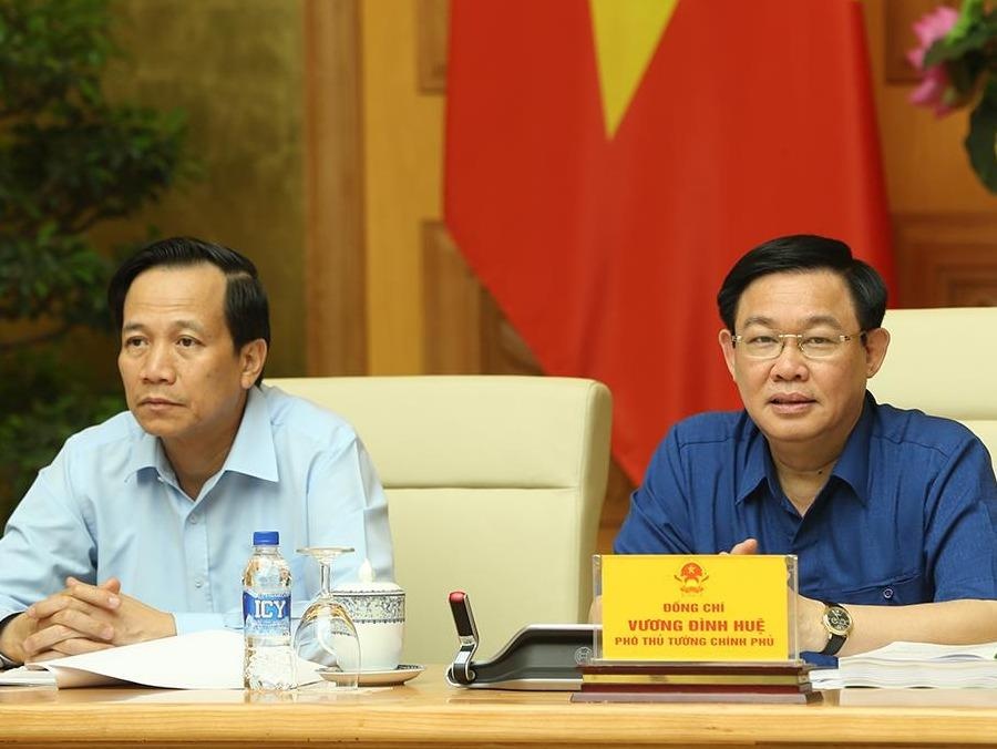 Tiep tuc lay y kien ve tang tuoi huu, them ngay nghi le trong nam hinh anh