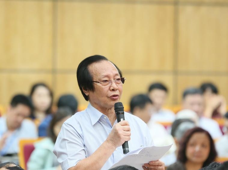 Quy dinh tuoi nghi huu anh 1