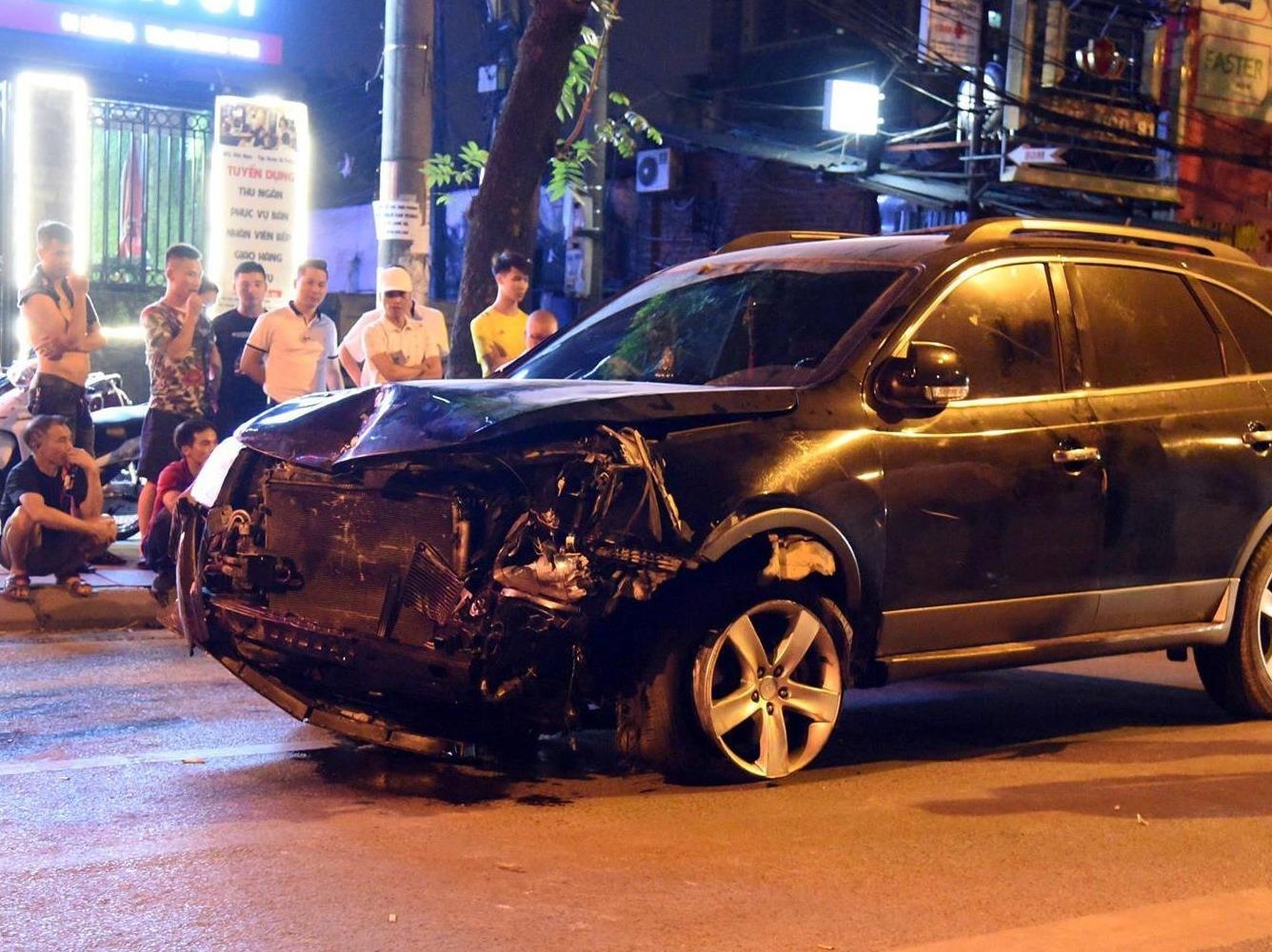 Pho chu tich Quoc hoi de xuat phat tai xe say xin nao vet song To Lich hinh anh