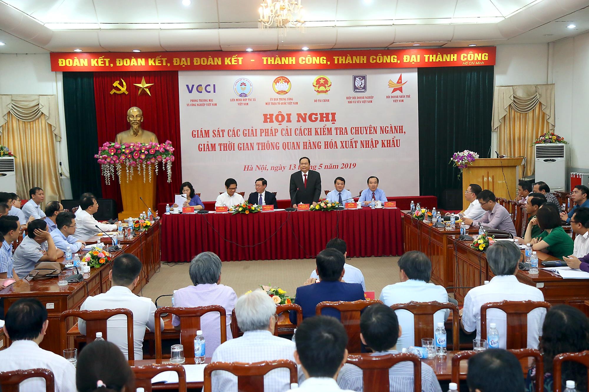 cat giam thu tuc kiem tra chuyen nganh anh 1