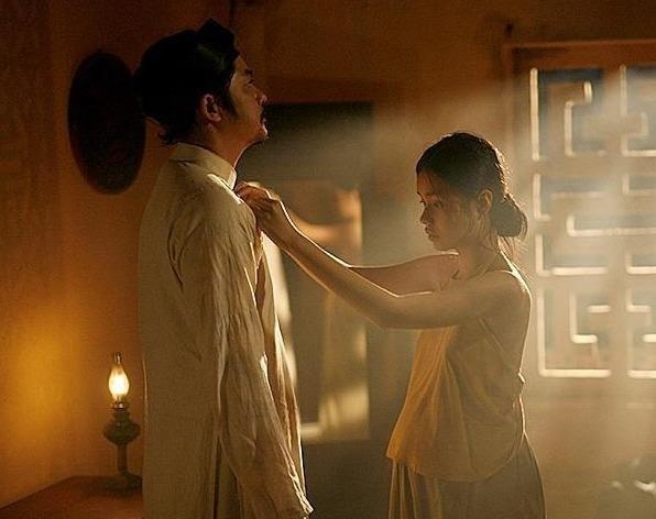 Bo truong Van hoa khang dinh xu ly minh bach vu phim 'Vo ba' hinh anh