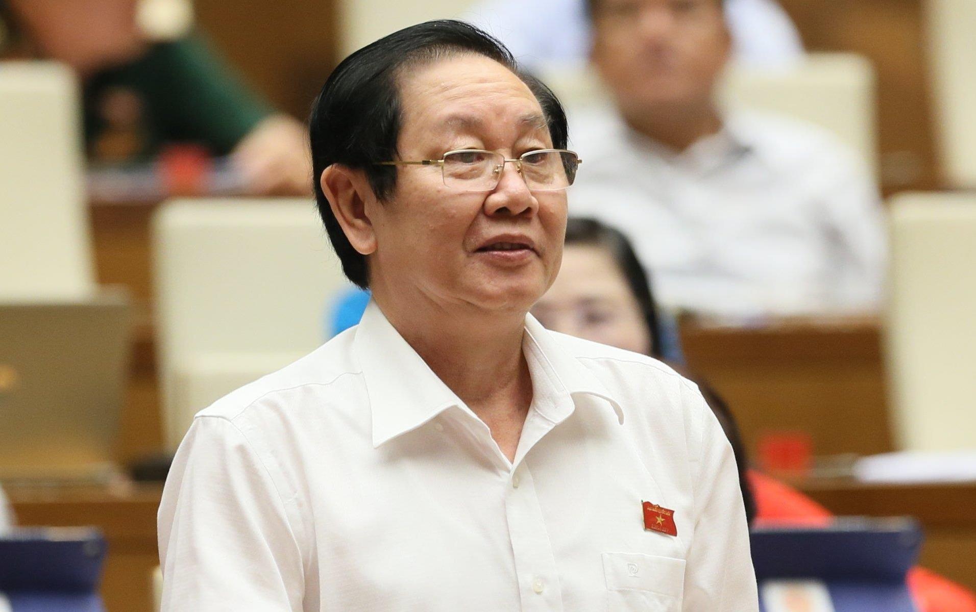 'Khong co cong chuc nao gop tien xay chua de kinh doanh, huong loi' hinh anh