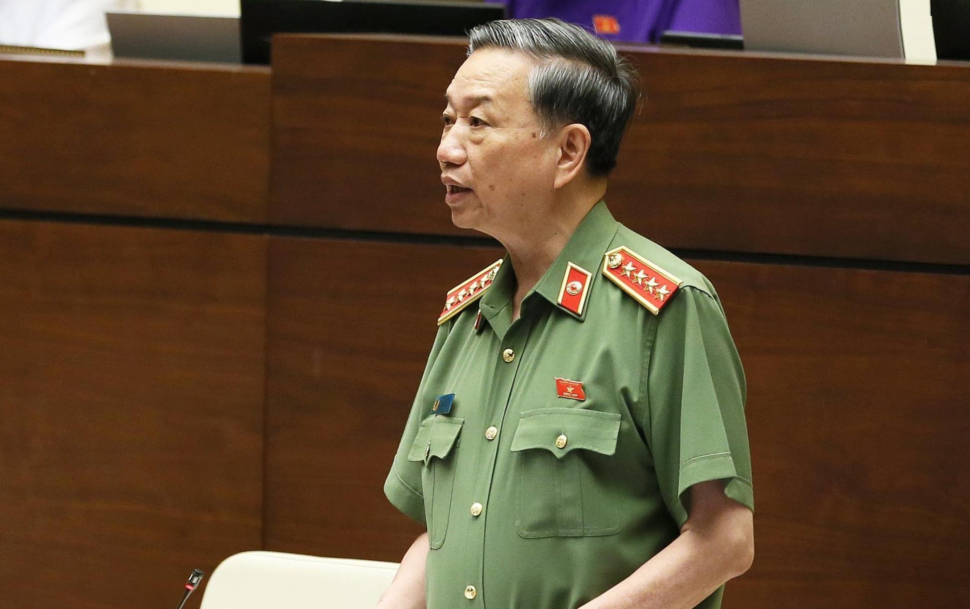 Phat ngon an tuong trong 2,5 ngay chat van tai Quoc hoi hinh anh