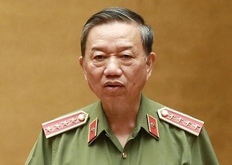 Bo truong To Lam noi ve viec bat dai gia Trinh Suong buon xang gia hinh anh