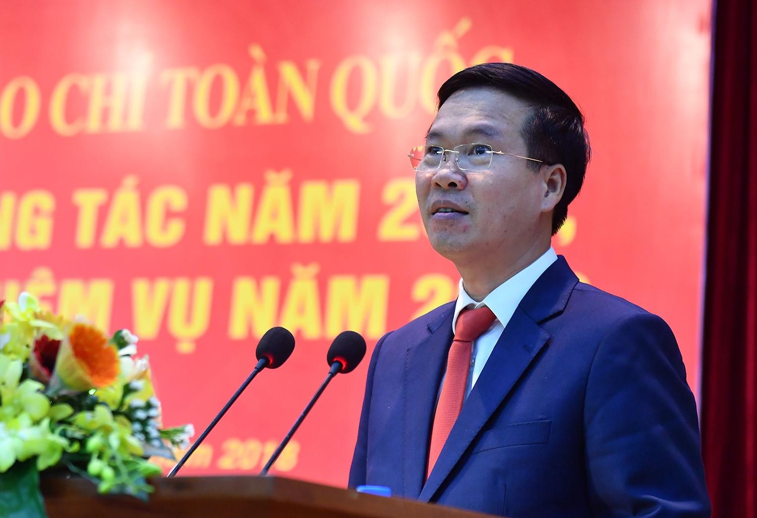 truyen thong mang xa hoi anh 1