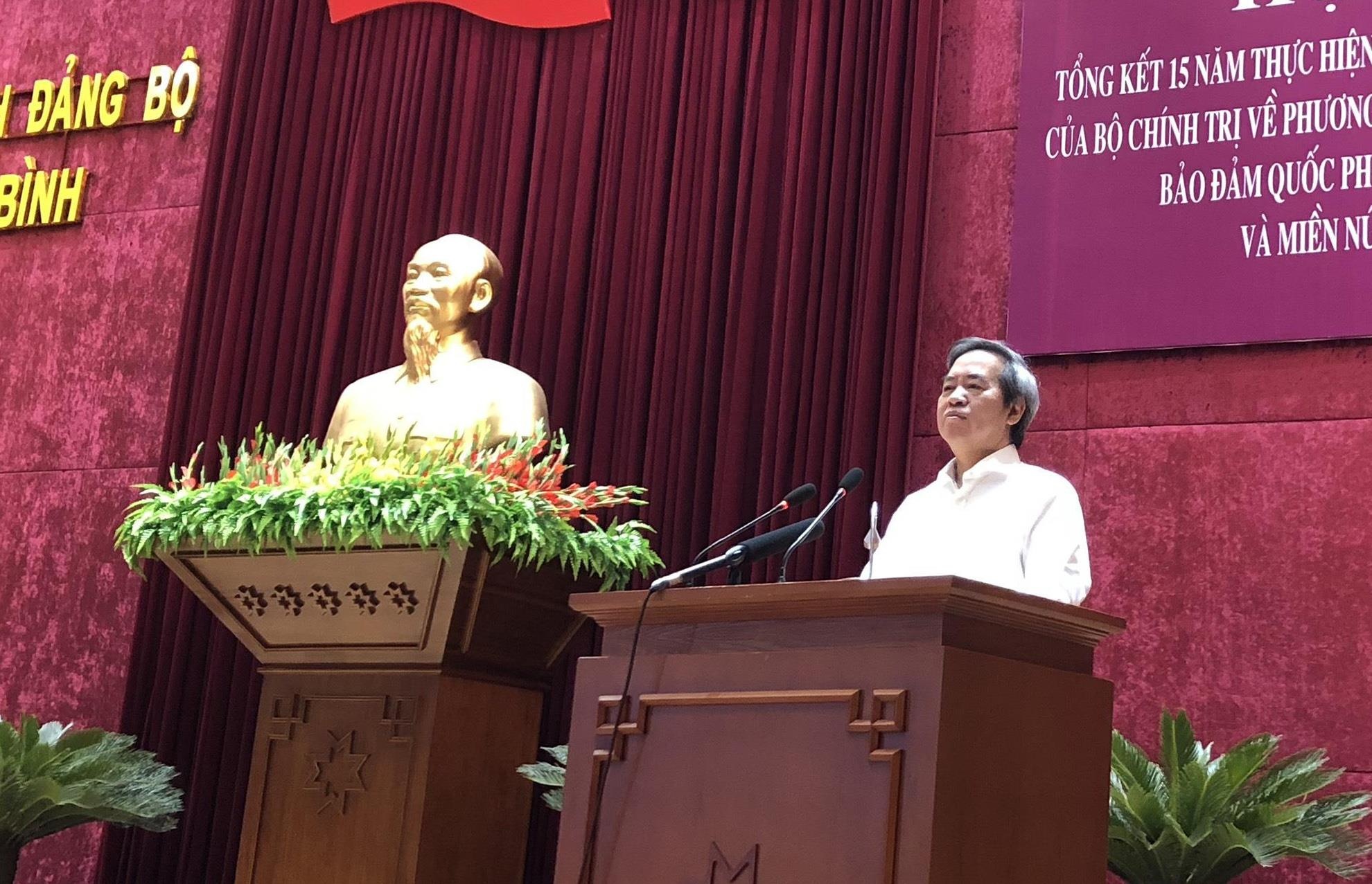 Truong Ban Kinh te Trung uong Nguyen Van Binh anh 1