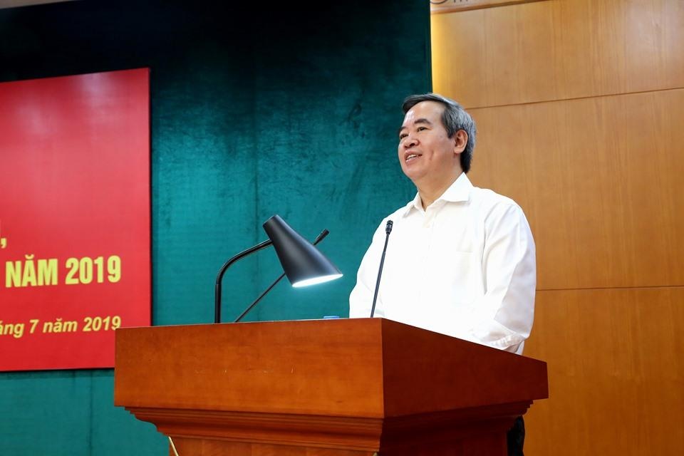 Ban Kinh te Trung uong anh 2