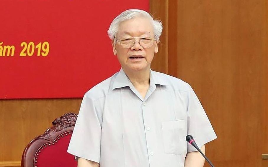 Ky luat, xu hinh su hon 70 can bo do Bo Chinh tri, Ban Bi thu quan ly hinh anh