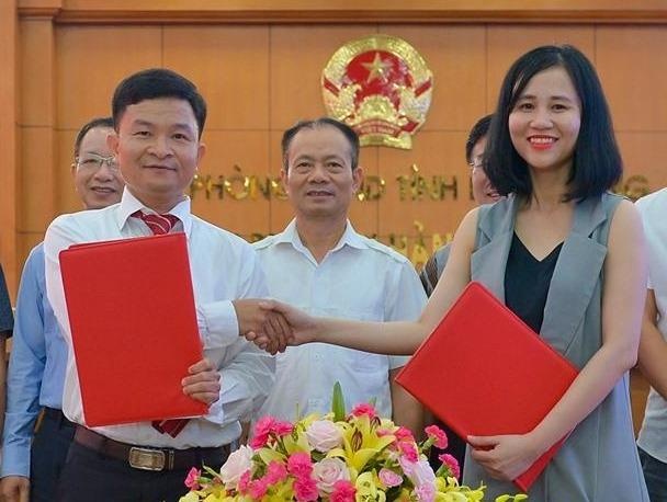 Bac Giang trien khai dich vu nguoi dan 'chat' voi chinh quyen hinh anh