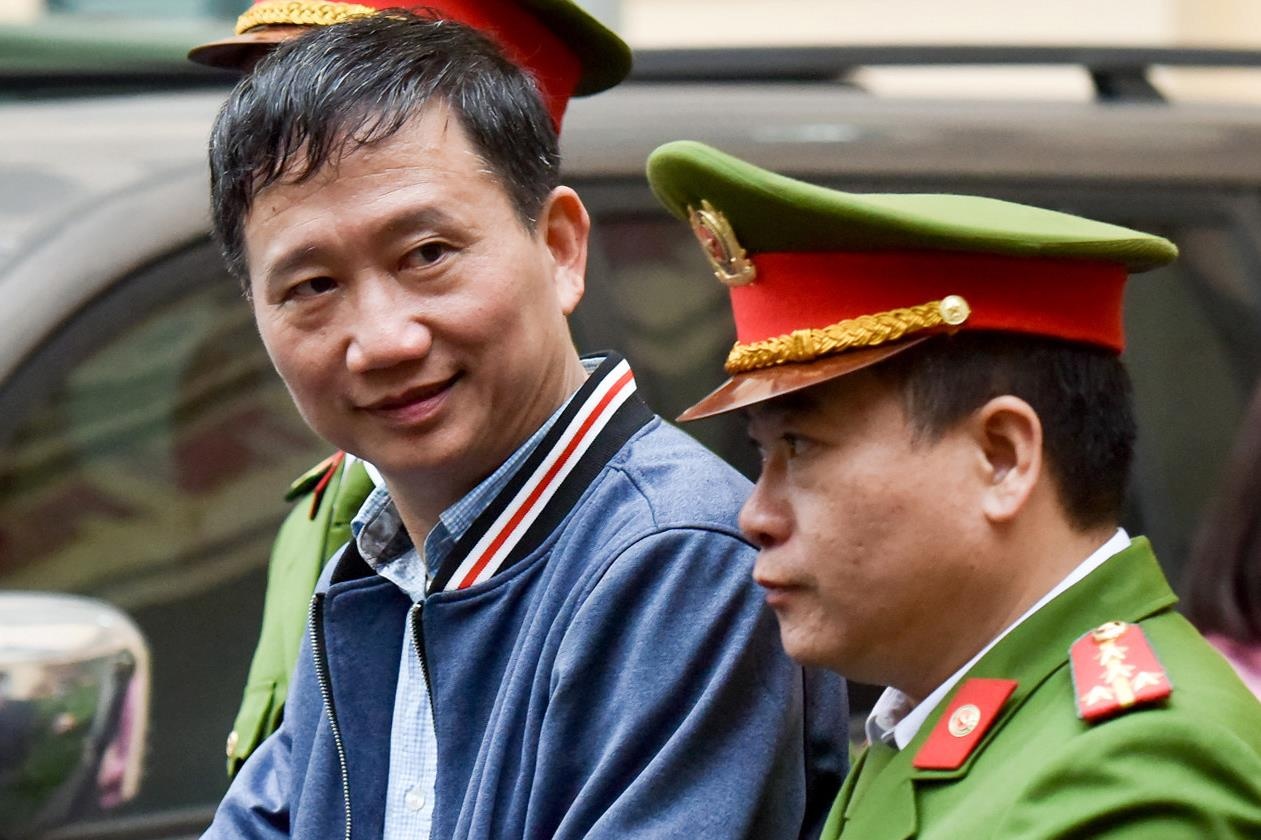 Hon 1.200 toi pham Viet Nam tron ra nuoc ngoai hinh anh