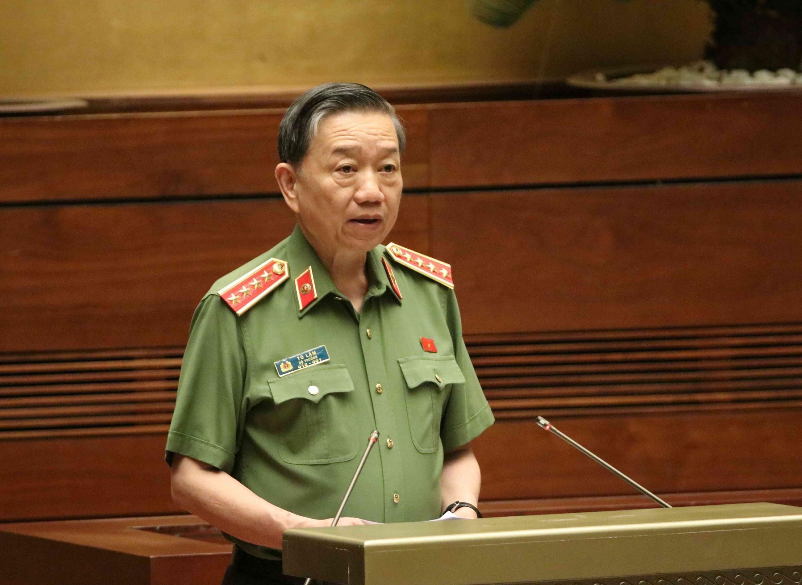 chat van va tra loi chat van anh 1