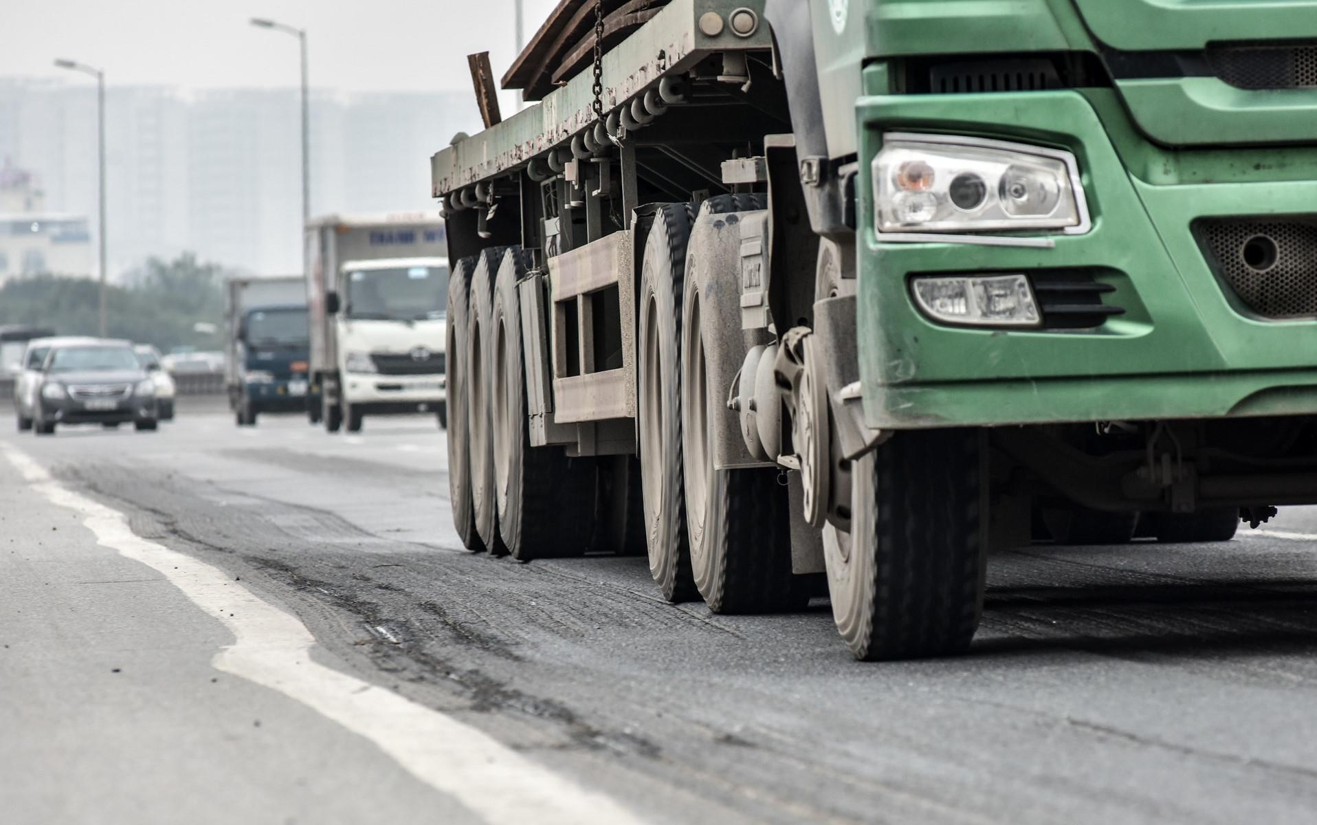 De nghi bai bo Quy bao tri duong bo, Quy binh on gia xang dau hinh anh