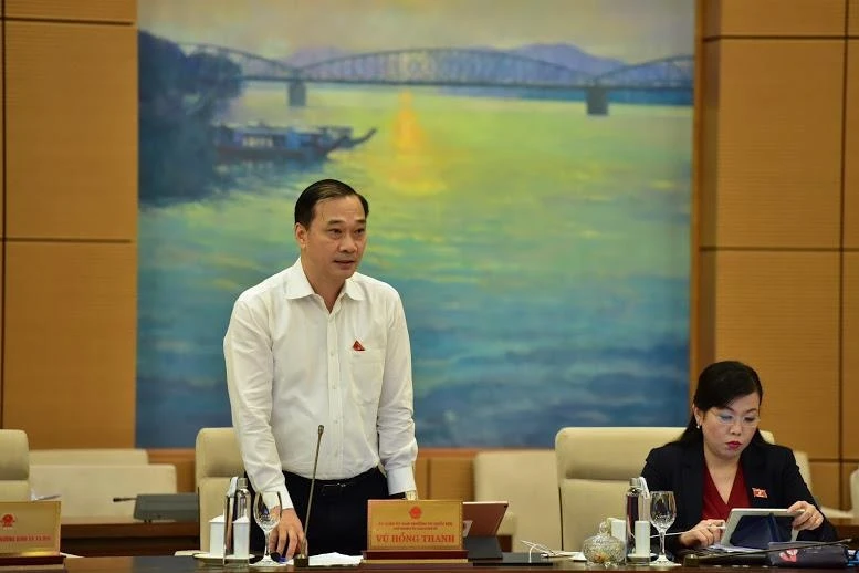 bo Quy binh on xang dau anh 1