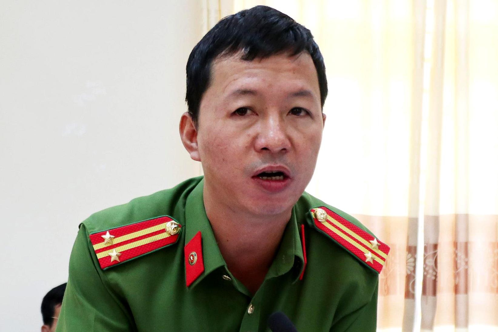 Cong an TP Vinh bao cao Uy ban Tu phap vu be 6 tuoi to bi xam hai hinh anh