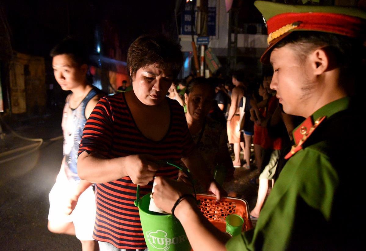 chay lon o cong ty Rang Dong anh 4