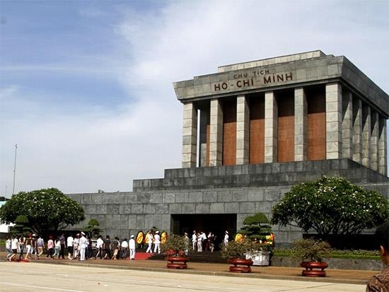 Thi hai Chu tich Ho Chi Minh duoc bao quan tot sau nua the ky hinh anh