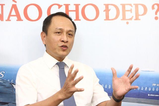 nữ đại úy náo loạn sân bay ảnh 2 nu dai uy nao loan san bay anh 2