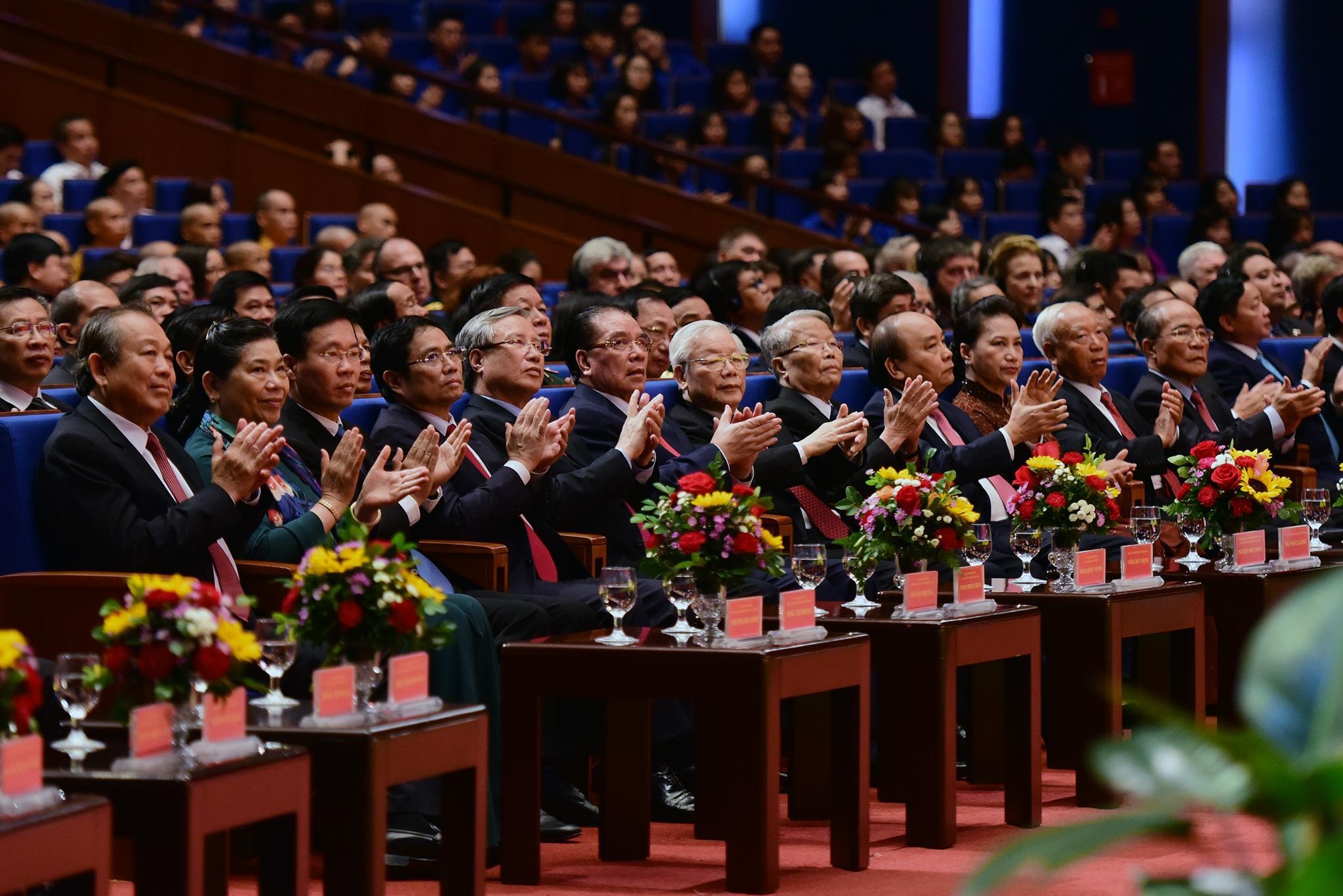 Tong bi thu,  Chu tich nuoc Nguyen Phu Trong anh 1