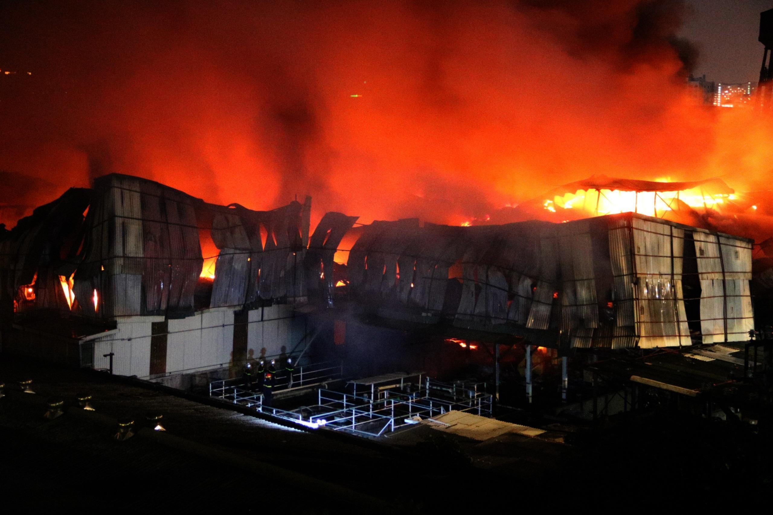 Phai dieu tra luong thuy ngan trong kho hang cua Cong ty Rang Dong hinh anh