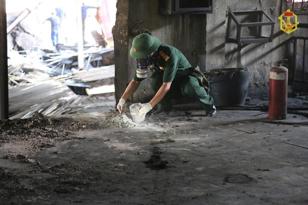 vu chay Cong ty Rang Dong anh 2