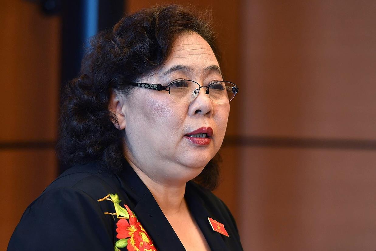 Chu tich HDND Ha Noi giai thich viec dung xe cong di an sang hinh anh