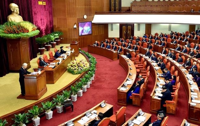 Bo Chinh tri neu ro 6 hanh vi chay chuc, chay quyen, 8 hanh vi bao che hinh anh