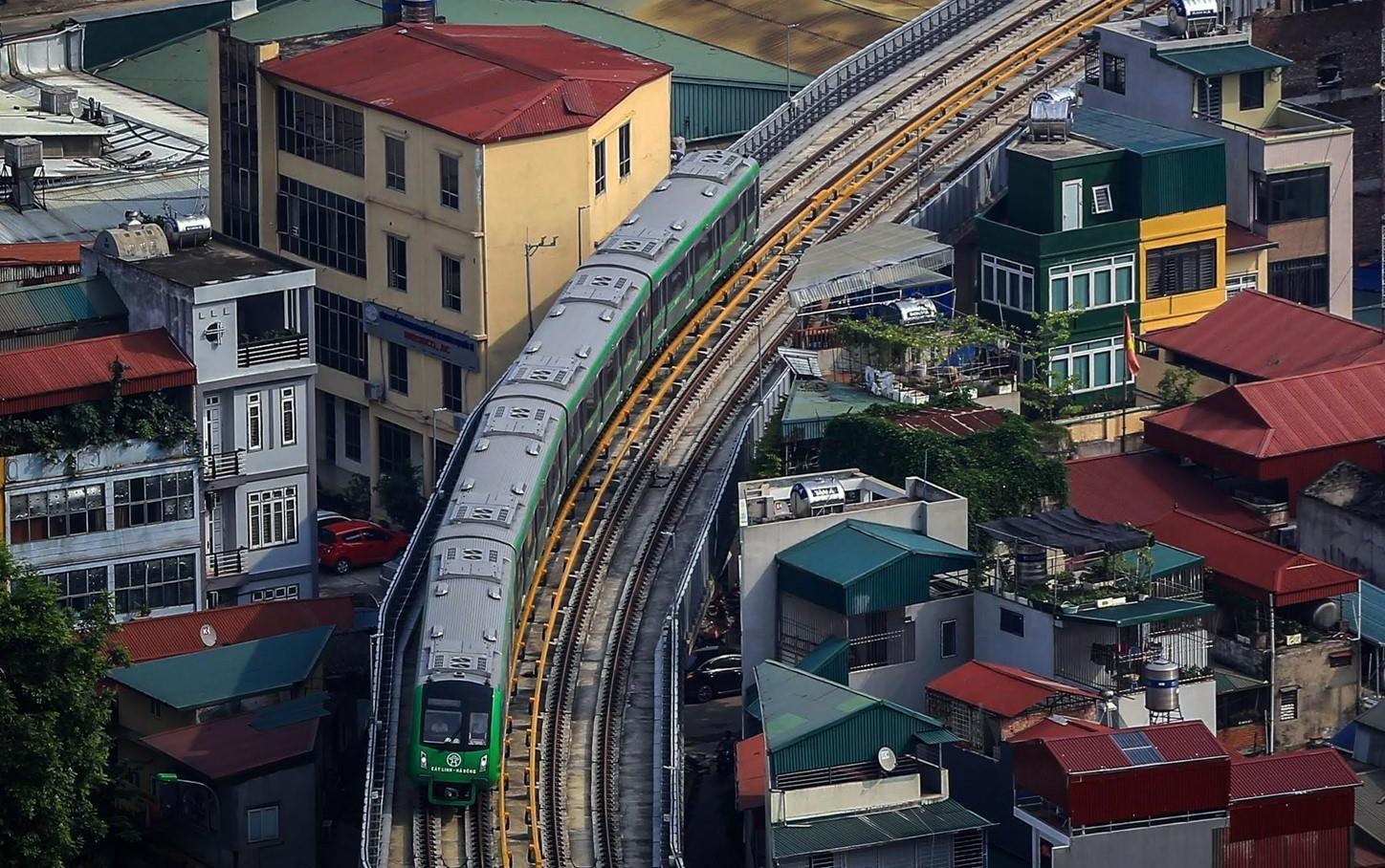 Nut that khien du an Cat Linh - Ha Dong 10 nam chua the khai thac hinh anh