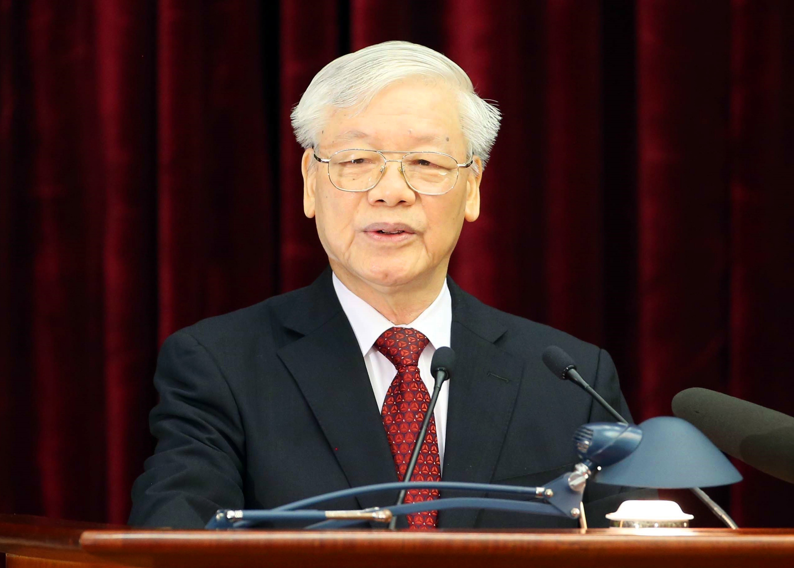 Hoi nghi Trung uong 11 anh 1