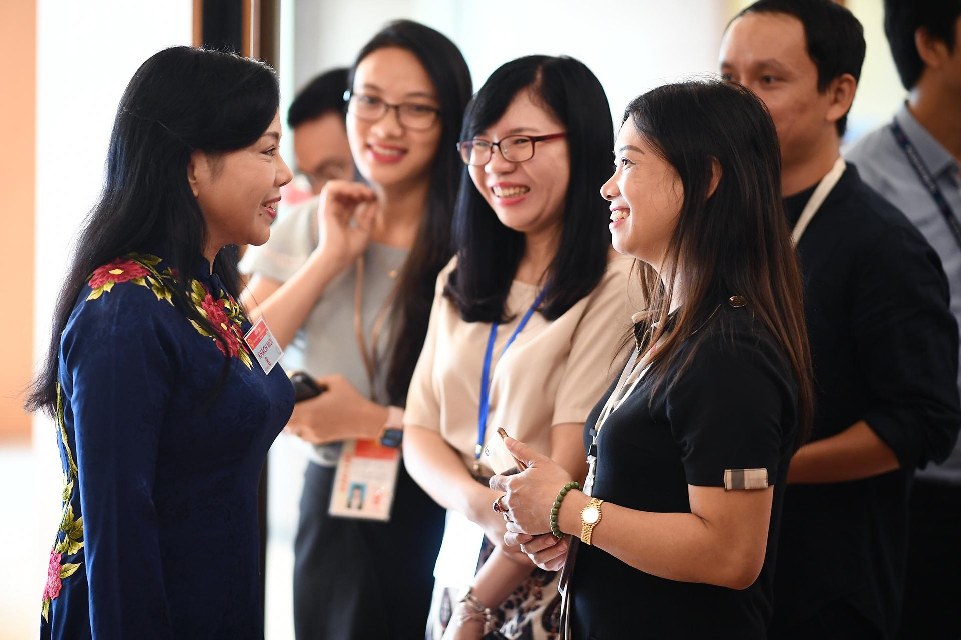 miễn nhiệm Bộ trưởng Y tế Nguyễn Thị Kim Tiến ảnh 2 mien nhiem Bo truong Y te Nguyen Thi Kim Tien anh 2