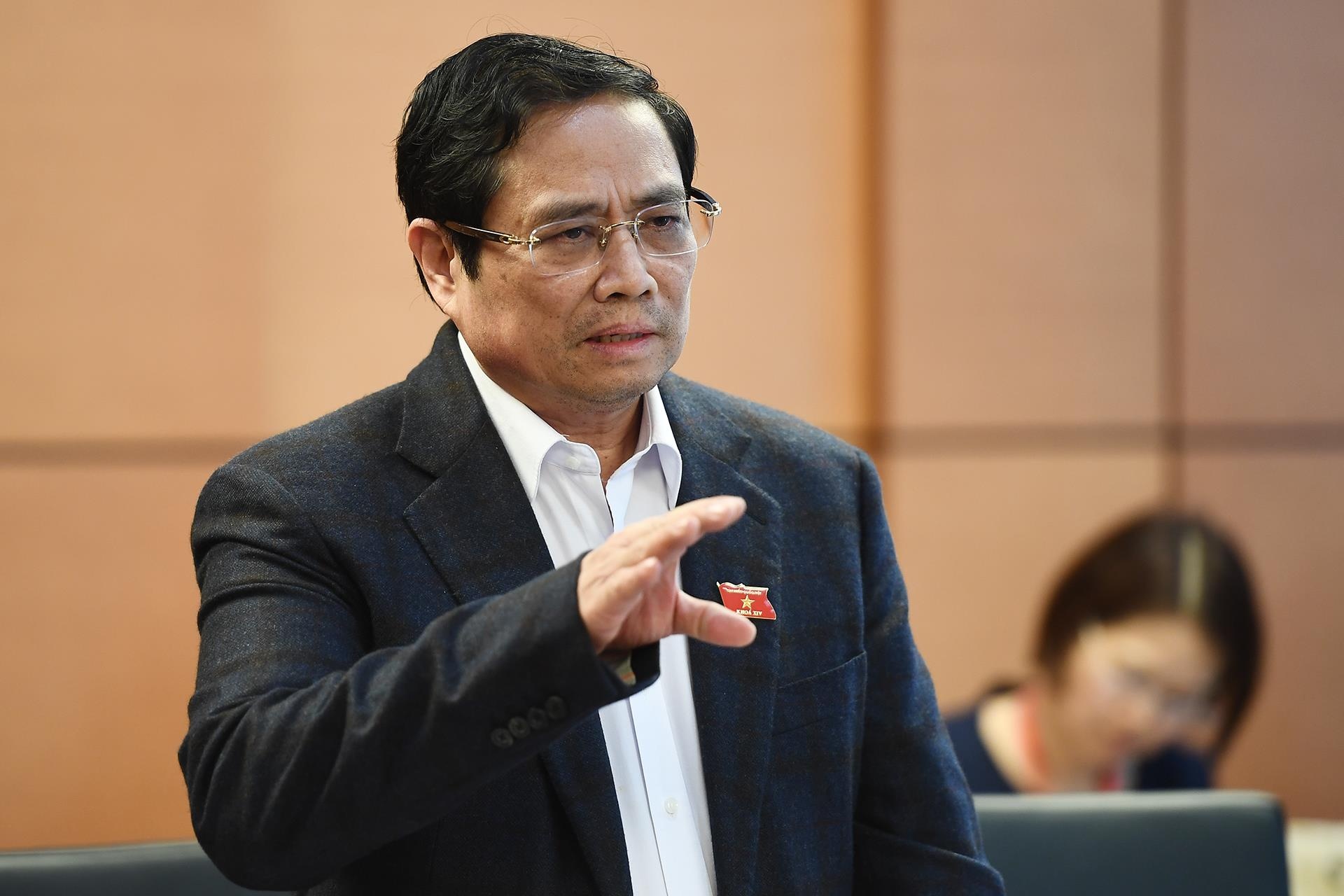 Ong Pham Minh Chinh: 'Giam 1% chi thuong xuyen la co 10.000 ty dau tu' hinh anh