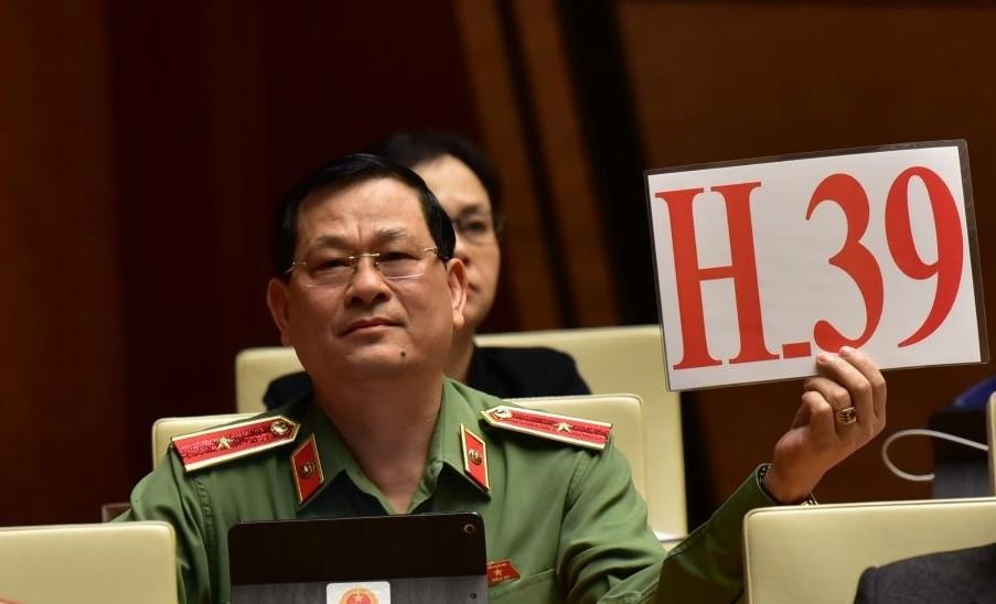 Sao kho duoi viec can bo nhung nhieu dan? hinh anh