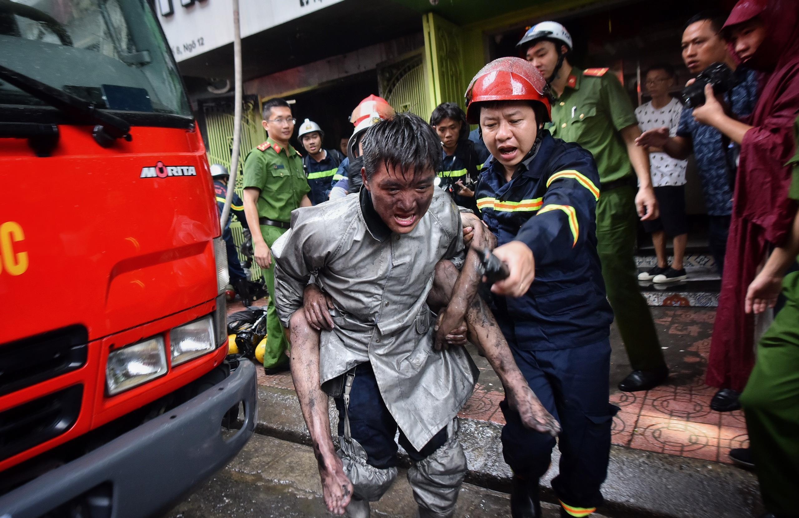 Dai tuong To Lam xuc dong truoc kien nghi dung tuong canh sat PCCC hinh anh