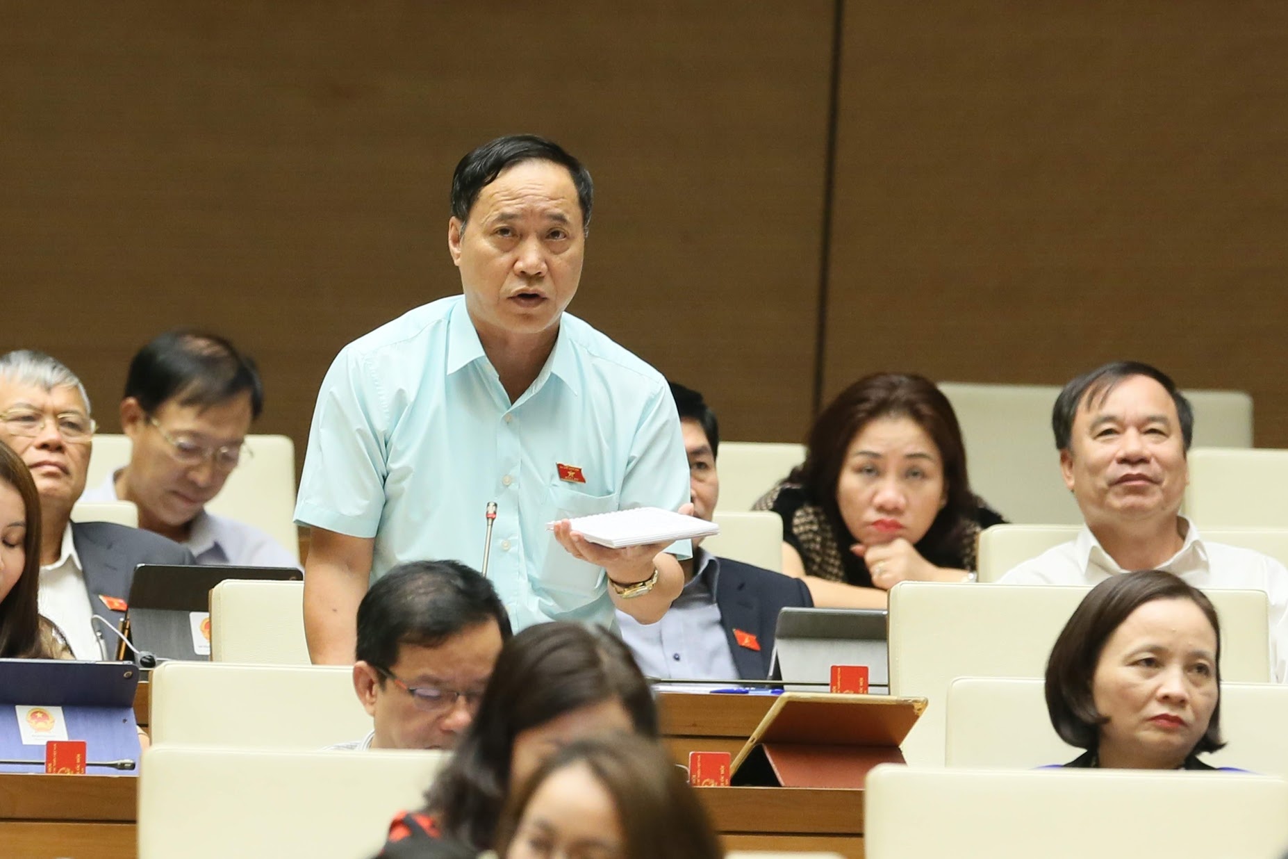 lãnh đạo bộ gây sức ép với đại biểu ảnh 1 lanh dao bo gay suc ep voi dai bieu anh 1