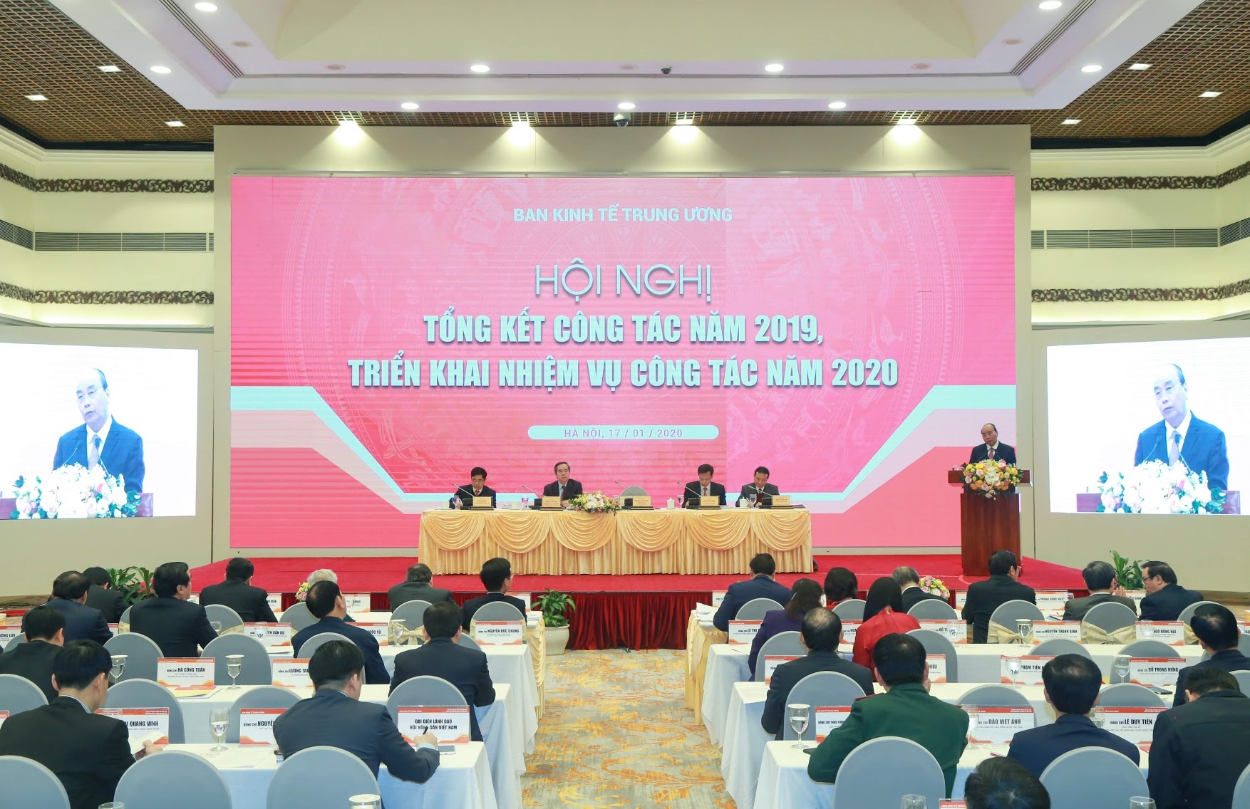 Truong ban Kinh te Trung uong Nguyen Van Binh anh 3