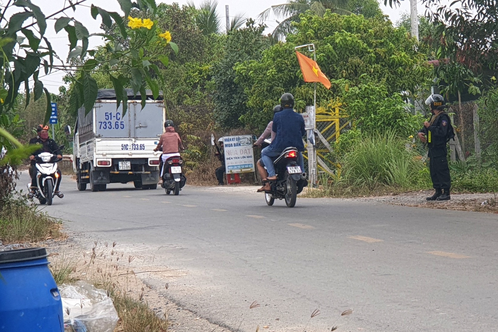 vay bat nghi can ban 5 nguoi chet anh 1