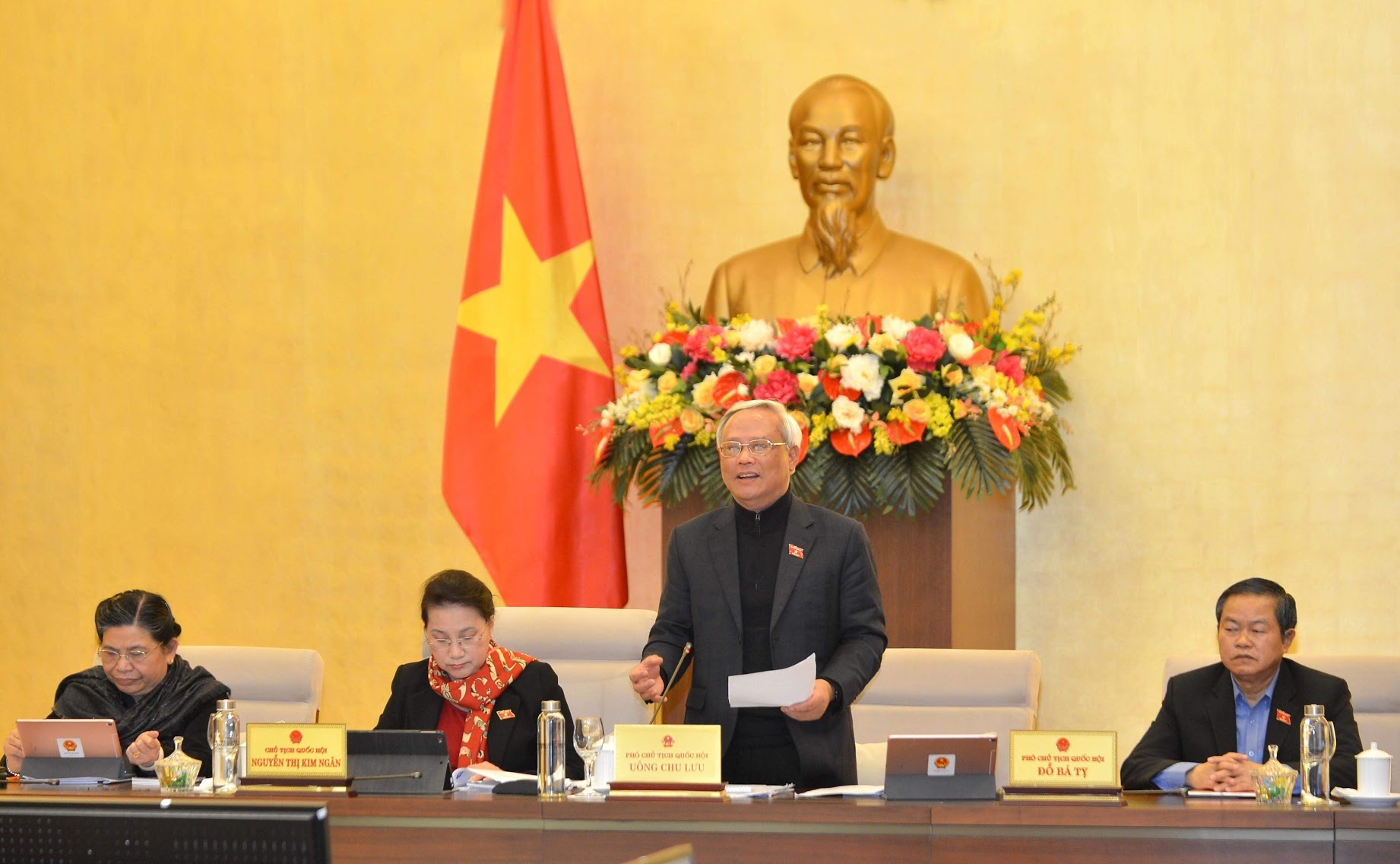 tang gia khau trang trong dich corona anh 1