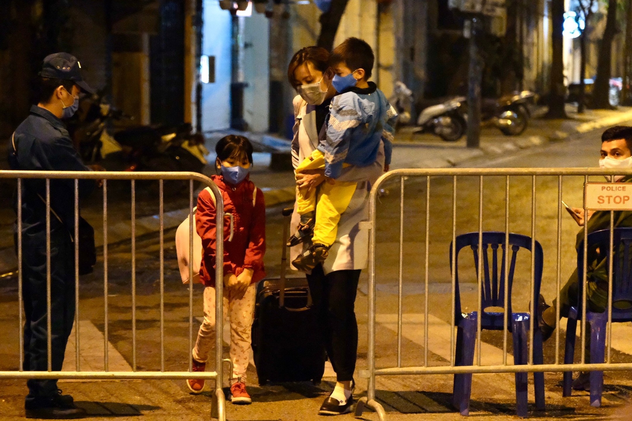 len phuong an cach ly dien rong de chong dich anh 3