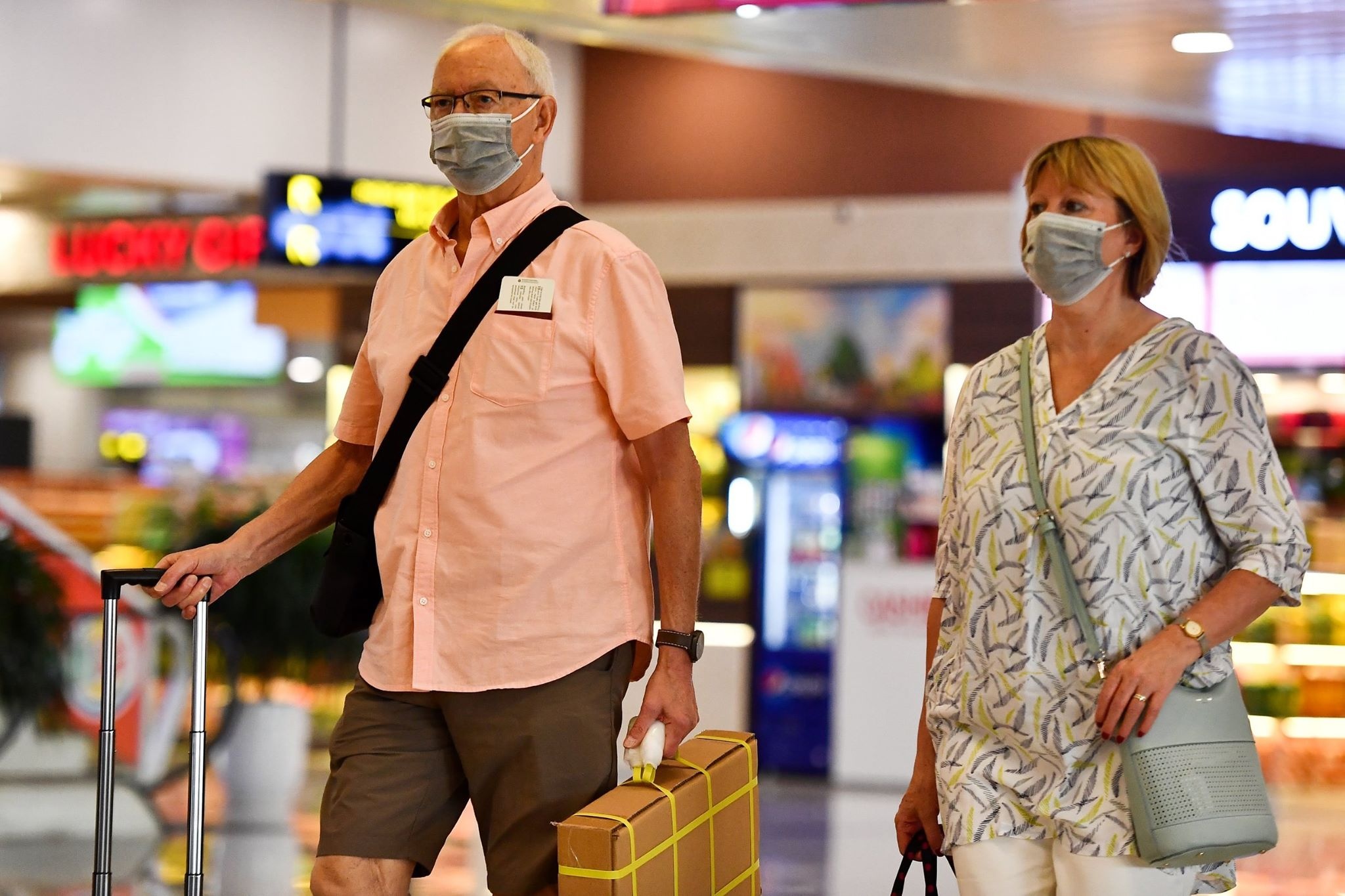 ky thi du khach nuoc ngoai anh 1