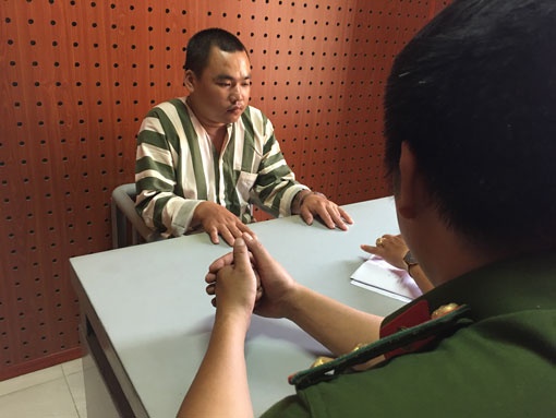 truy lung toi pham cuop cua,  hiep dam anh 1