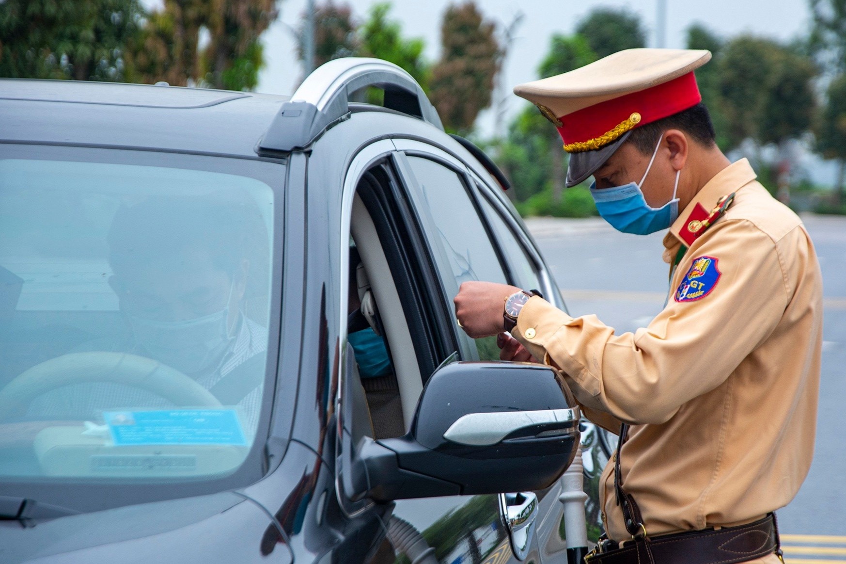 'Quyet tam ngua dich khien nhieu dia phuong tu cach ly' hinh anh