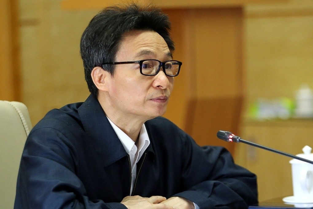 Kien nghi cach ly xa hoi tai cac khu vuc co nguy co cao hinh anh