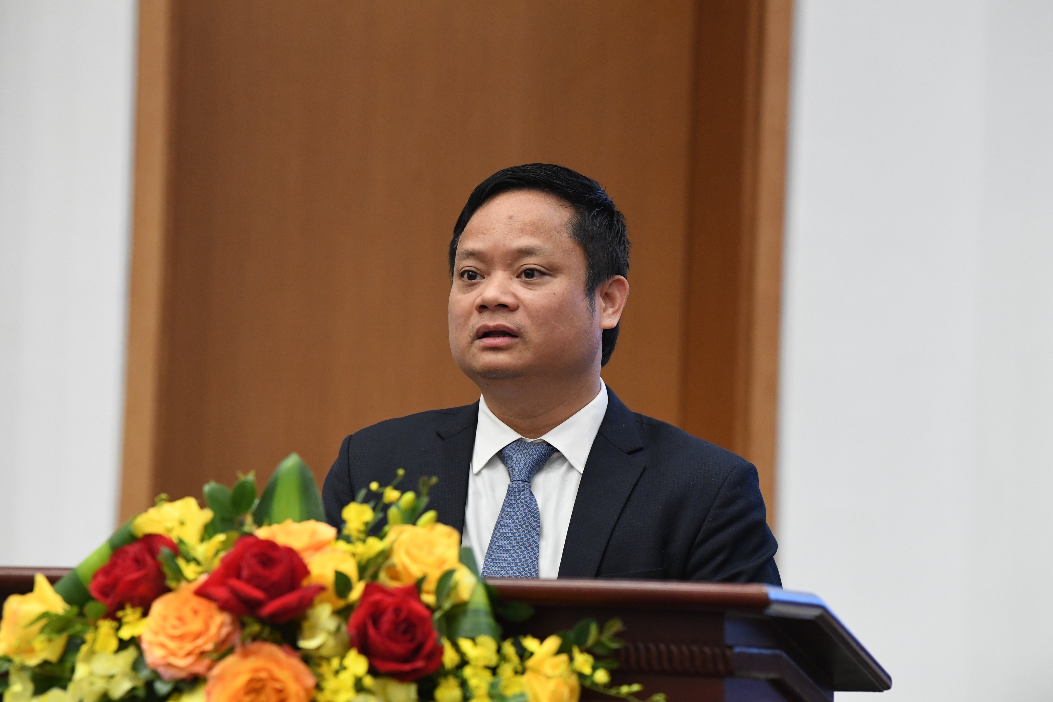 Bao cao viec mua sam thiet bi chong dich tai ky hop bat thuong anh 2