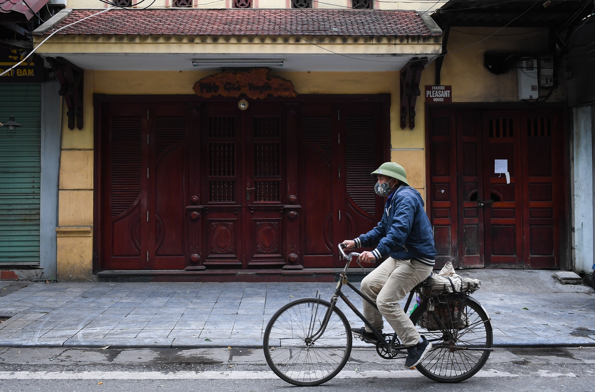 Khong ap dung cac bien phap chong dich cao hon yeu cau cua Thu tuong hinh anh