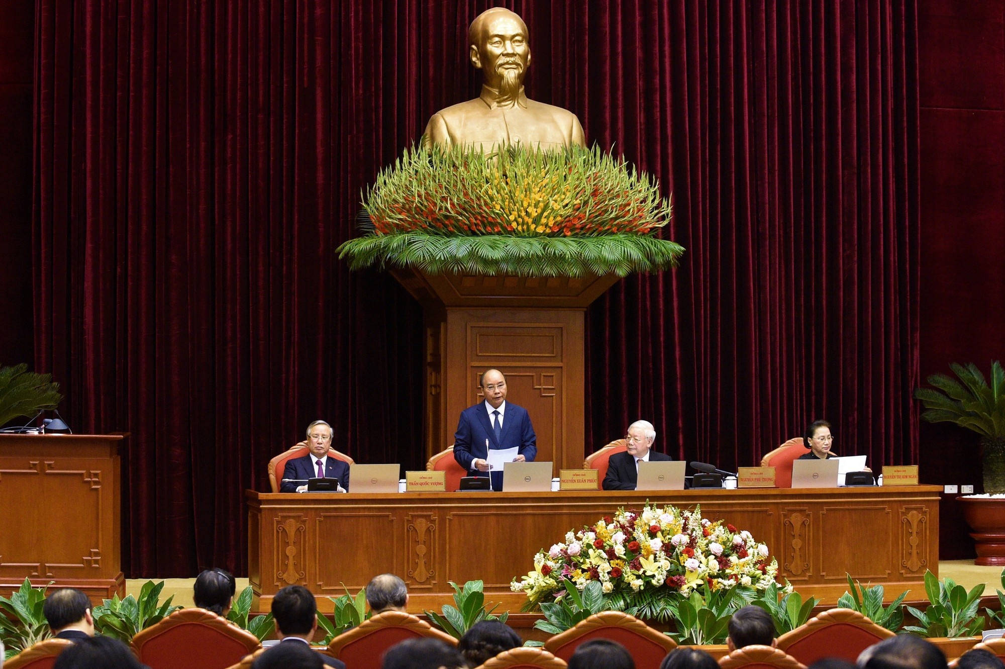 Hoi nghi Trung uong 12 anh 7