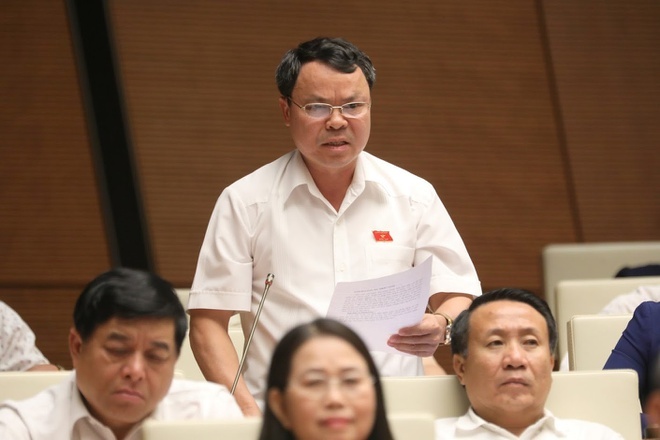 xe bien xanh don Pho bi thu Phu Yen va nguoi nha anh 1