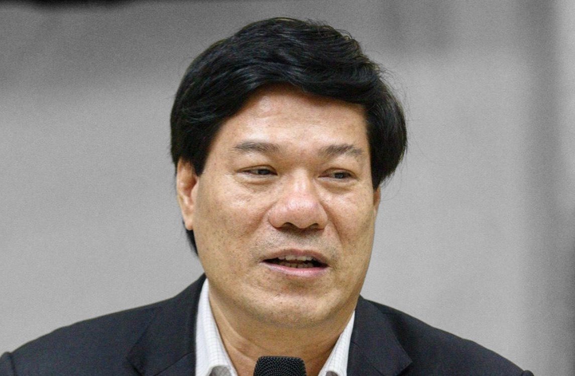 Vu nang khong gia may xet nghiem Covid-19 vao dien Trung uong theo doi hinh anh