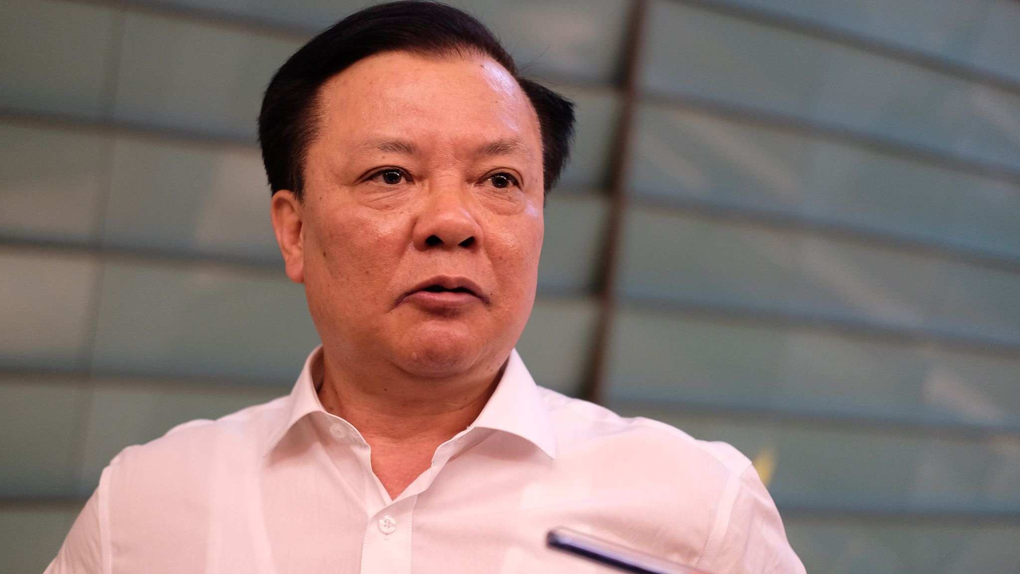 'Moi nam luan chuyen 10.000 can bo de ngua tham nhung' hinh anh