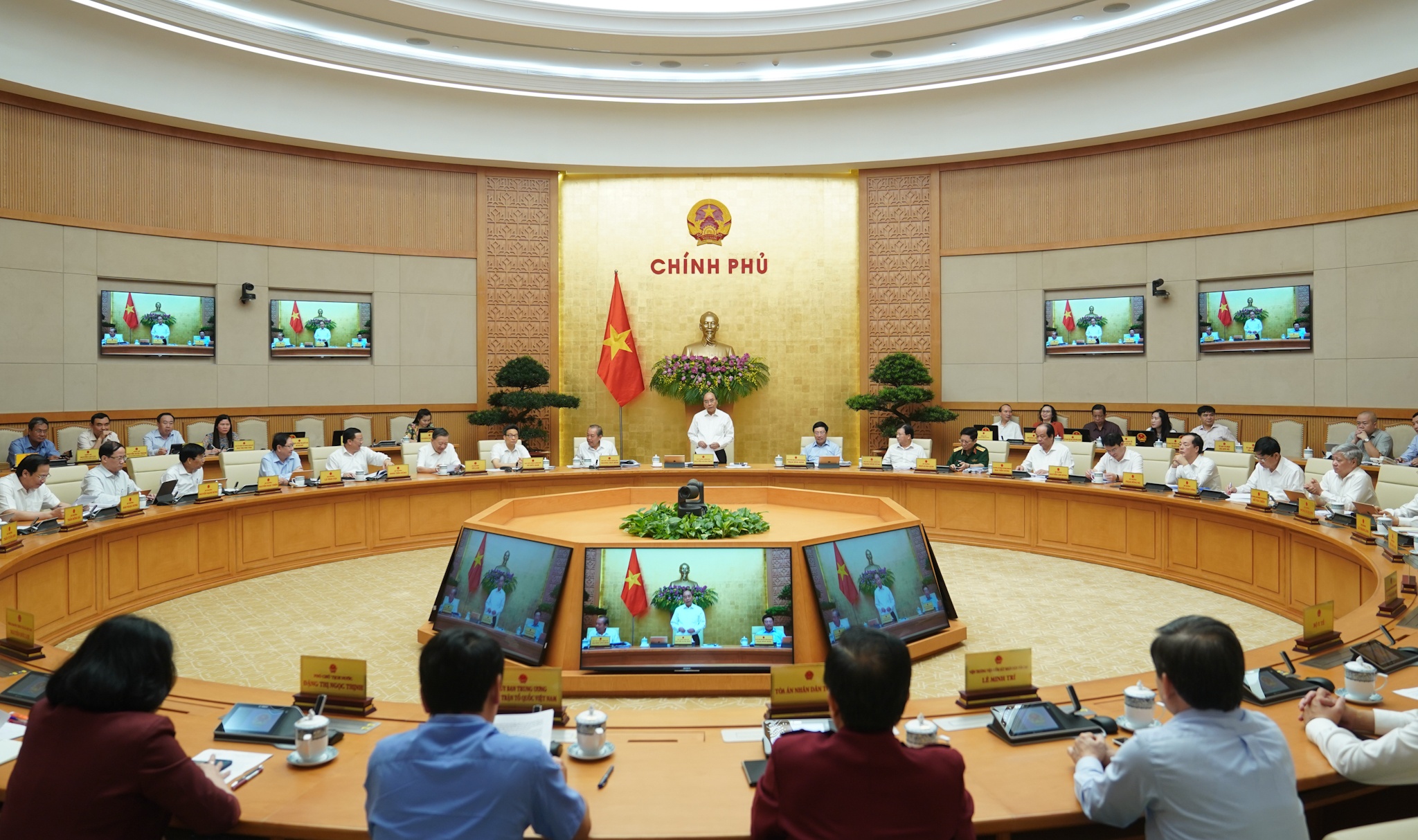 Phien hop Chinh phu thuong ky thang 5 anh 2